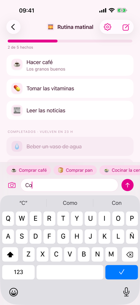 El campo de escritura ofreciendo frases ya escritas